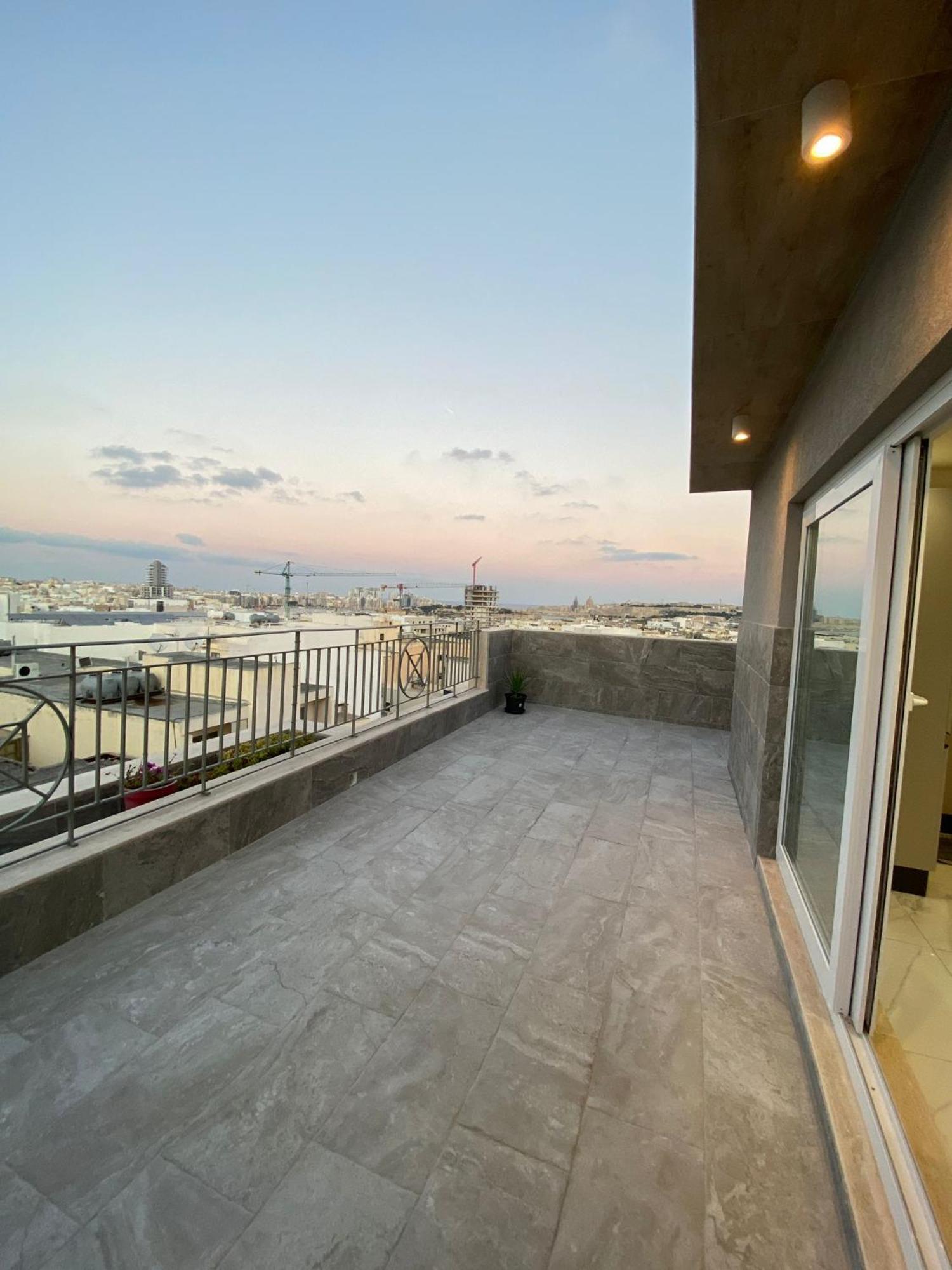 Terrace View-Stylish Two Bedrooms Fully Ac-Wifi Penthouse Msida Exterior photo